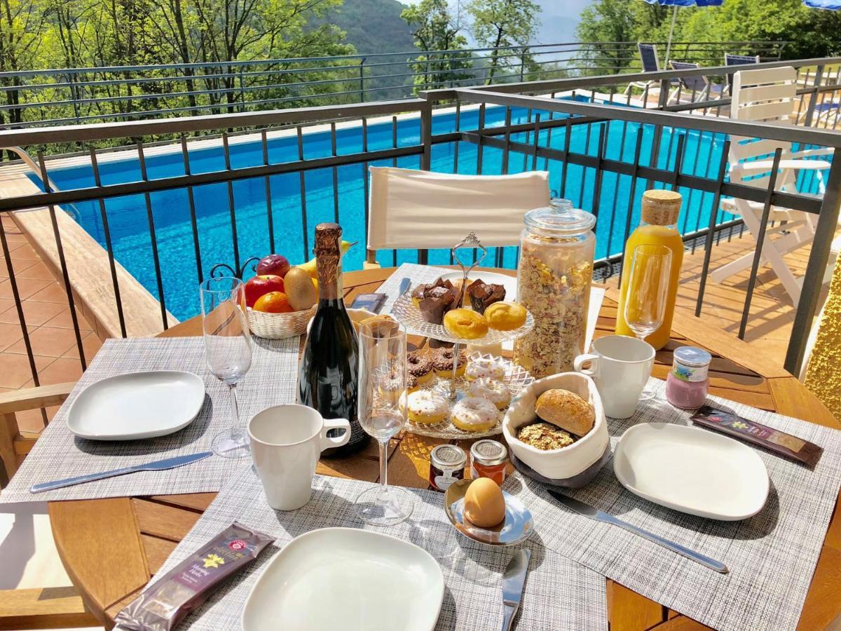 Апарт готель Residenza Ai Ronchi 1 2 6 Maccagno Екстер'єр фото
